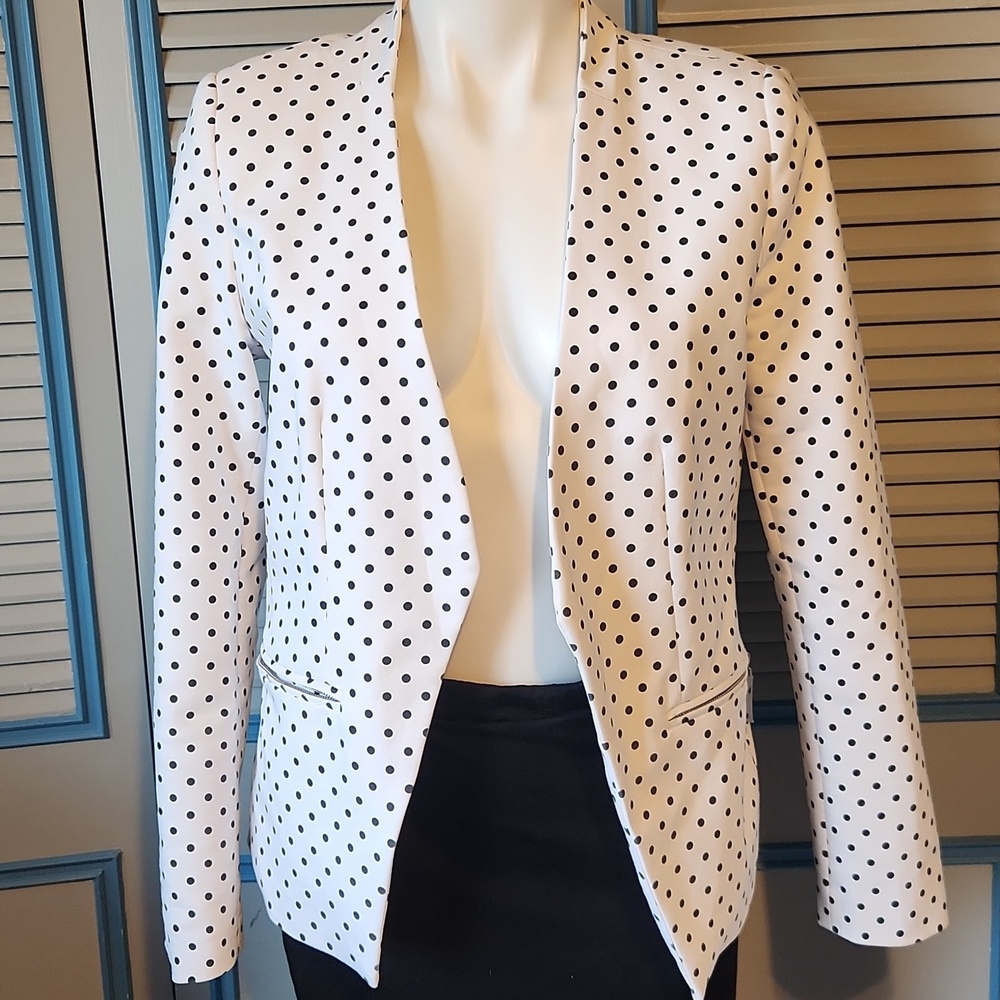 Carmen Marc Valvo White & Black Polka Dot Blazer - Picture 2 of 14